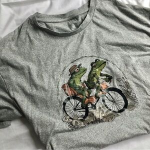 Frog and Toad T-shirt - Comfy Oversized Graphic Tee